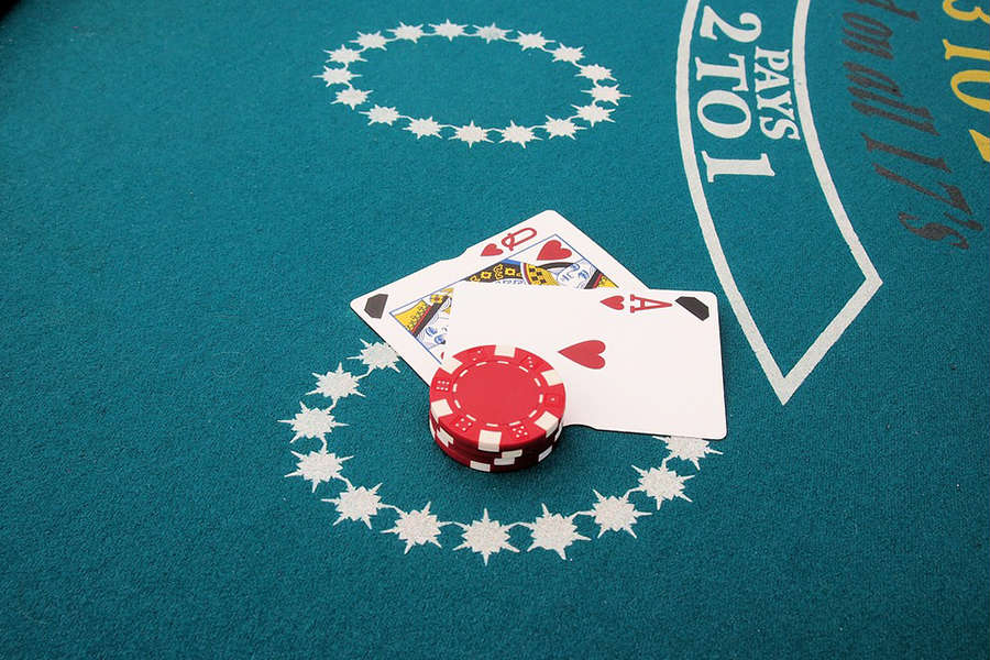 how to play blackjack - www.whichcasinos.co.uk